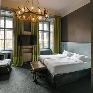 Saint Shermin & Champagne Hotel Viena