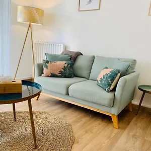  Apartment Studio Confort 35m2 Renove, Equipe Et Climatise, Tout Se Fait A Pied! France