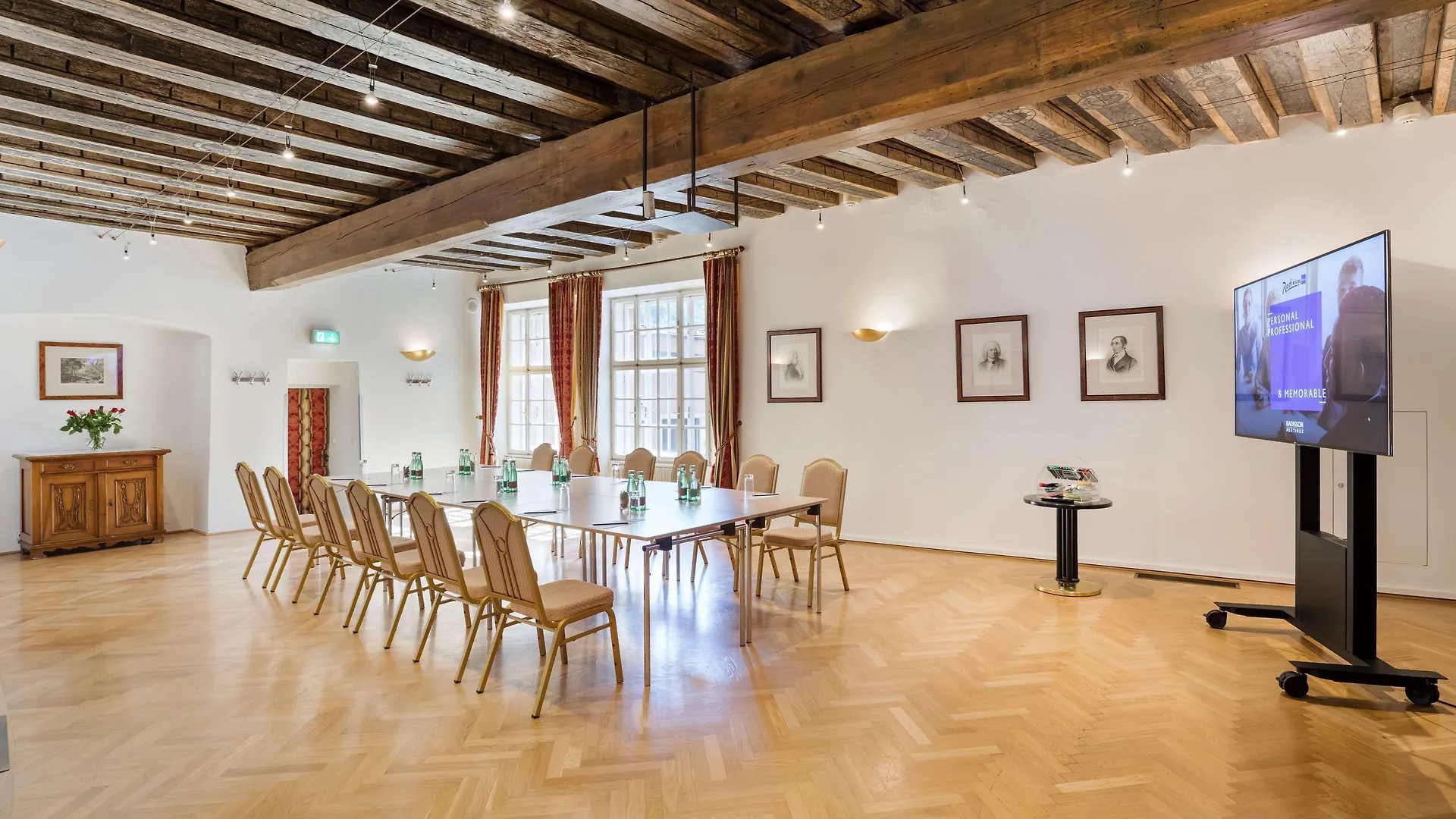 Radisson Blu Hotel Altstadt Salzburg 5*,